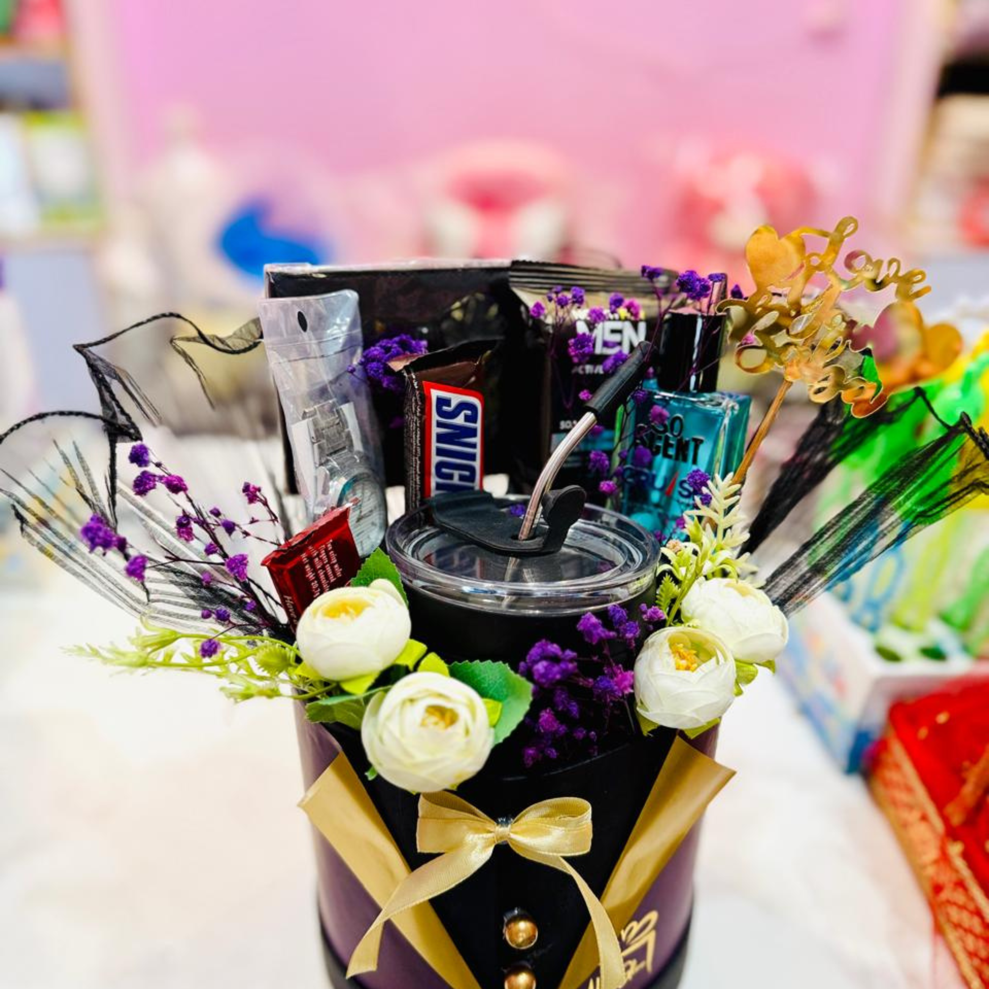 Father's Day Premium Gentleman Hamper – Luxury Chocolates & Grooming Gift Box Secondary image