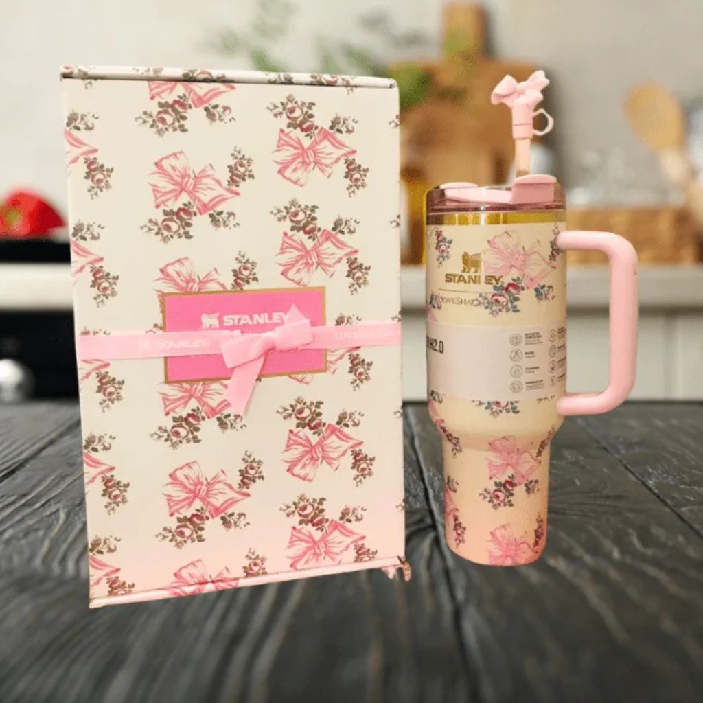 The Stanley X LoveShackFancy Holiday Quencher | 40 OZ – Rosa Beaux Pink