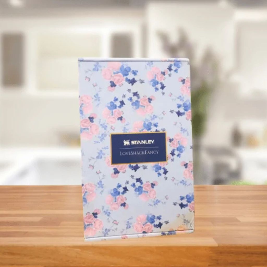 THE STANLEY X LOVESHACKFANCY QUENCHER 40 OZ EVERBLOOMING ROSETTES