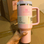 Stanley Quencher H2.0 FlowState™ Tumbler 40 oz – 1.18L – Cherry Blossom