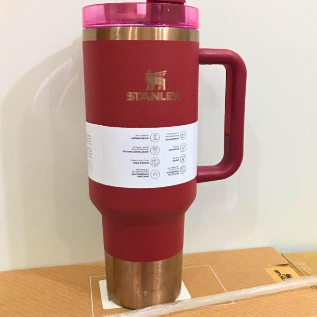 The Quencher H2.0 Flowstate™ Tumbler | 40 OZ – Gilded Pomegranate Main image