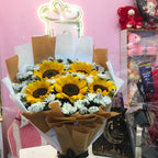Golden Sunflower Bliss Bouquet – Radiant Bloom Collection
